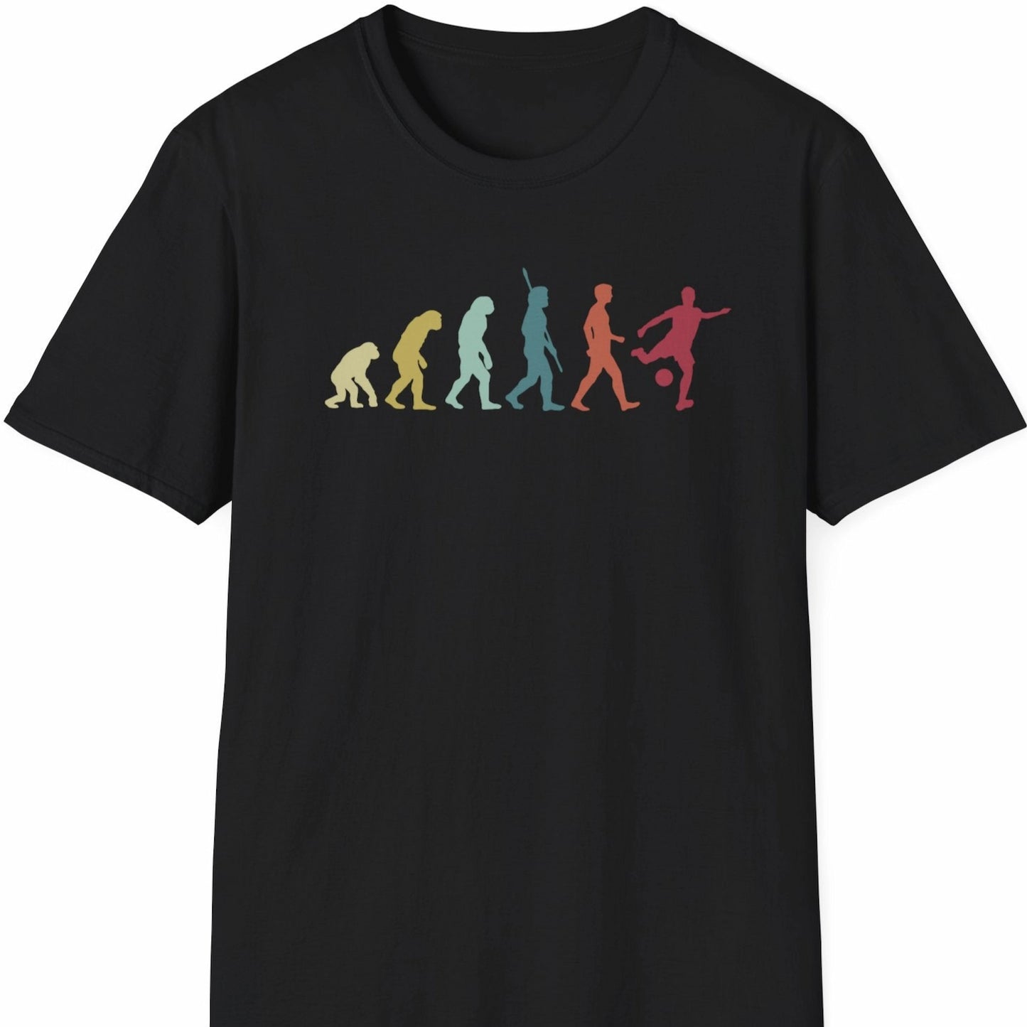 Svart T-skjorte med silhuettrekke som viser menneskets utvikling – avsluttet med fotballspiller i skuddbevegelse.
