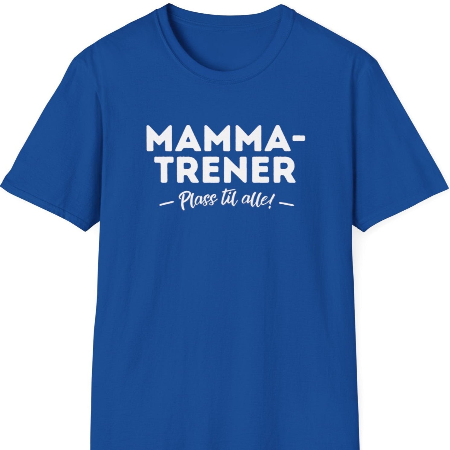 Blå t-skjorte med skriften "Mammatrener - plass til alle!"
