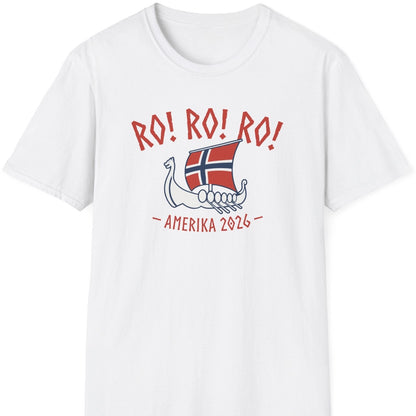 RO! RO! RO! hvit t-skjorte med norsk vikinginspirert skip og teksten Amerika 2026
